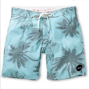 RVCA- men’s board shorts size 32